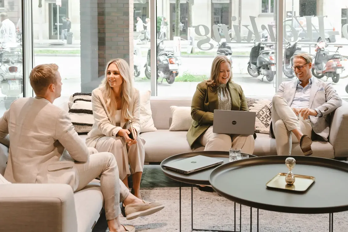 Signature Consulting Team